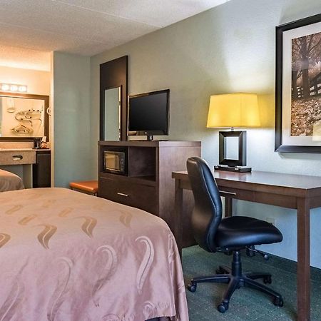 Quality Inn Columbus Near Fort Benning Buitenkant foto