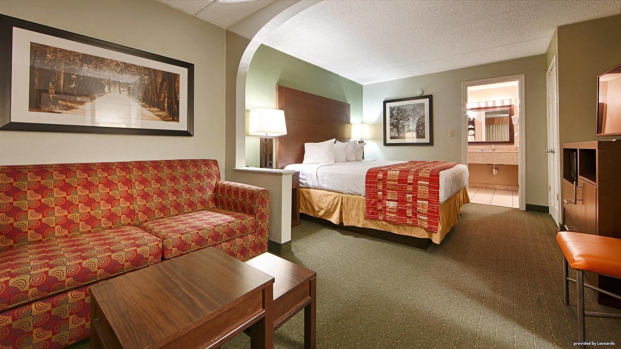 Quality Inn Columbus Near Fort Benning Buitenkant foto