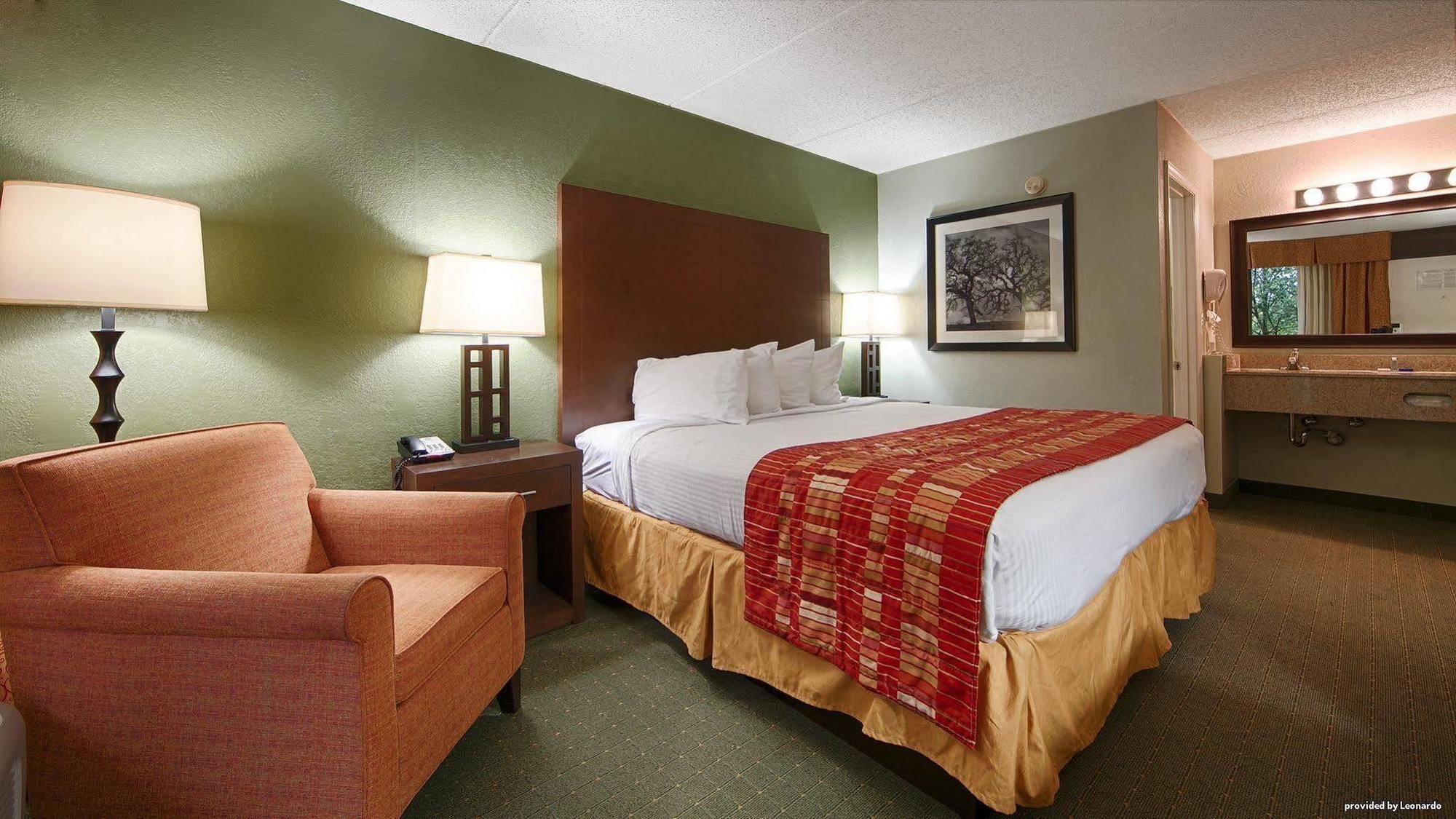 Quality Inn Columbus Near Fort Benning Buitenkant foto