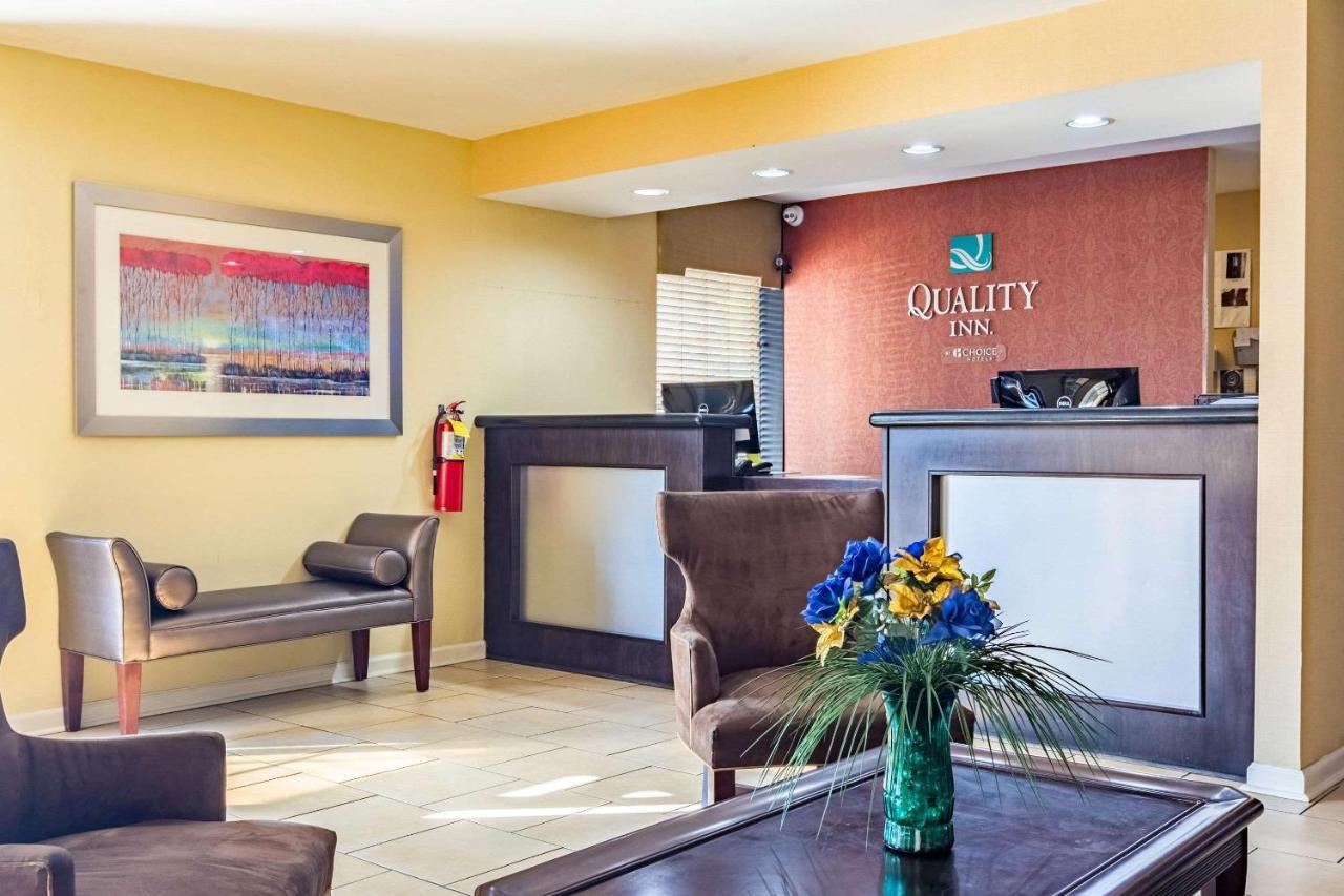 Quality Inn Columbus Near Fort Benning Buitenkant foto