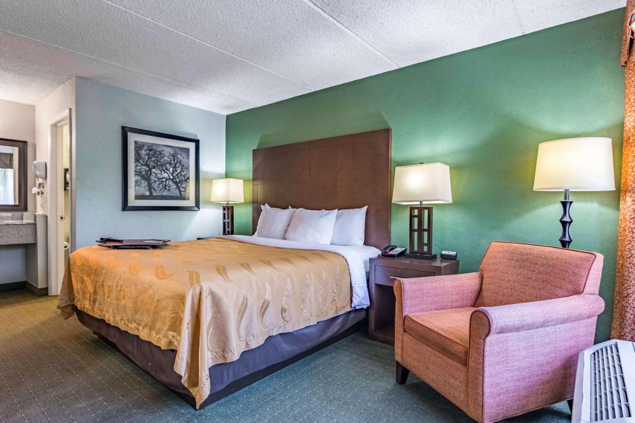 Quality Inn Columbus Near Fort Benning Buitenkant foto