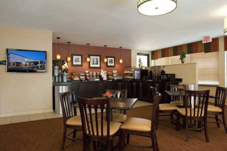 Quality Inn Columbus Near Fort Benning Buitenkant foto