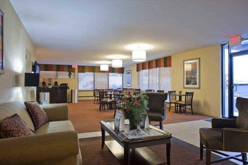 Quality Inn Columbus Near Fort Benning Buitenkant foto